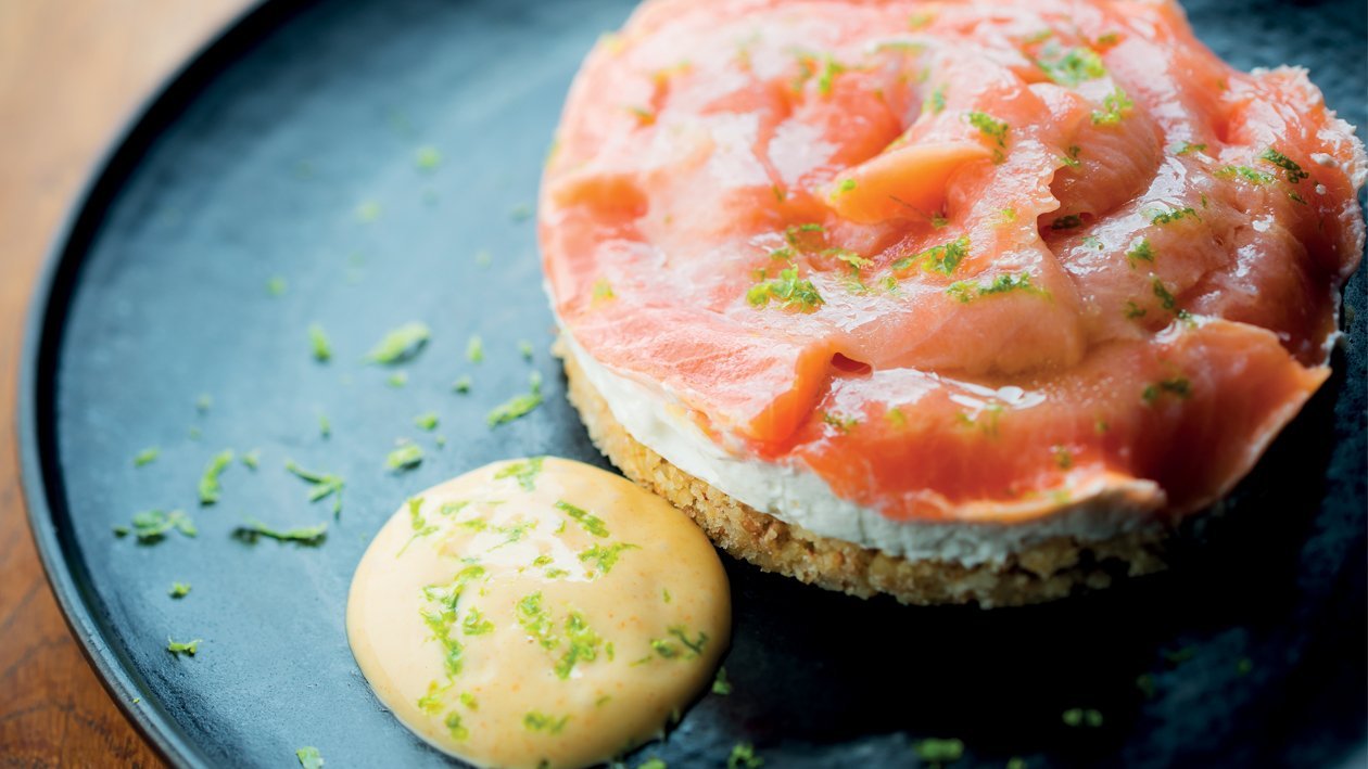 Cheese-cake salé , gravlax de truite au yuzu – Recette
