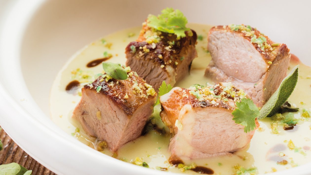 Mijoté de porc et pomme de terre au wasabi, condiment cresson – Recette